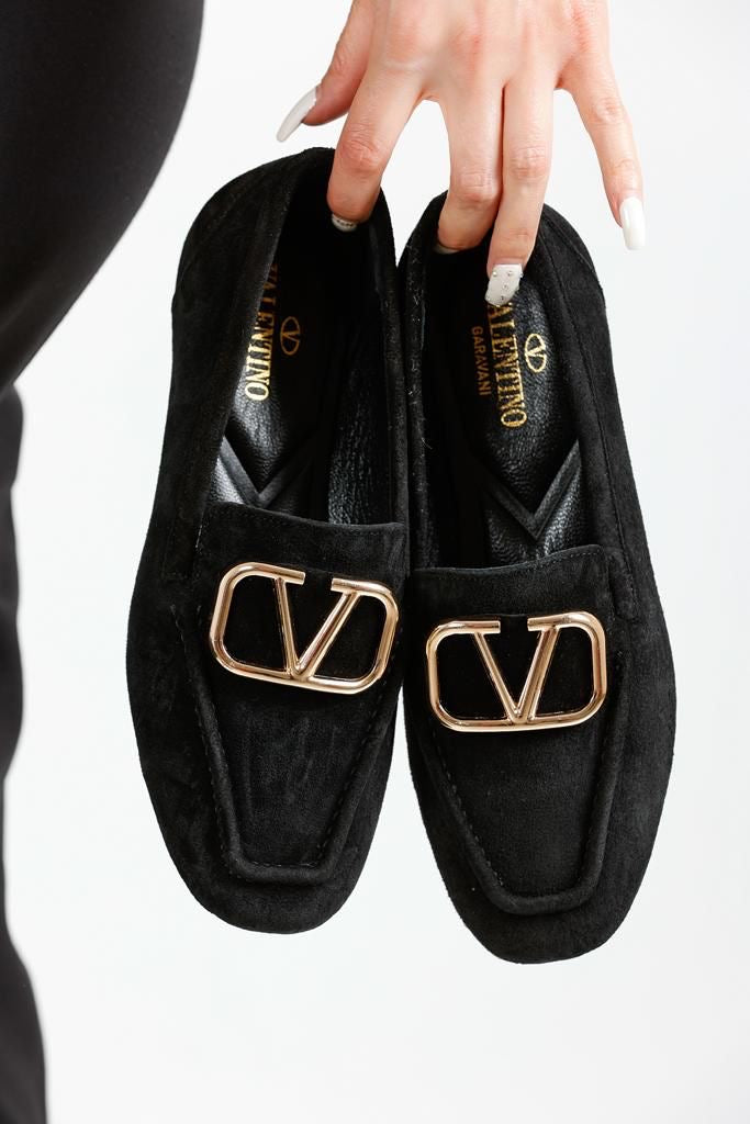 Valentino Flat