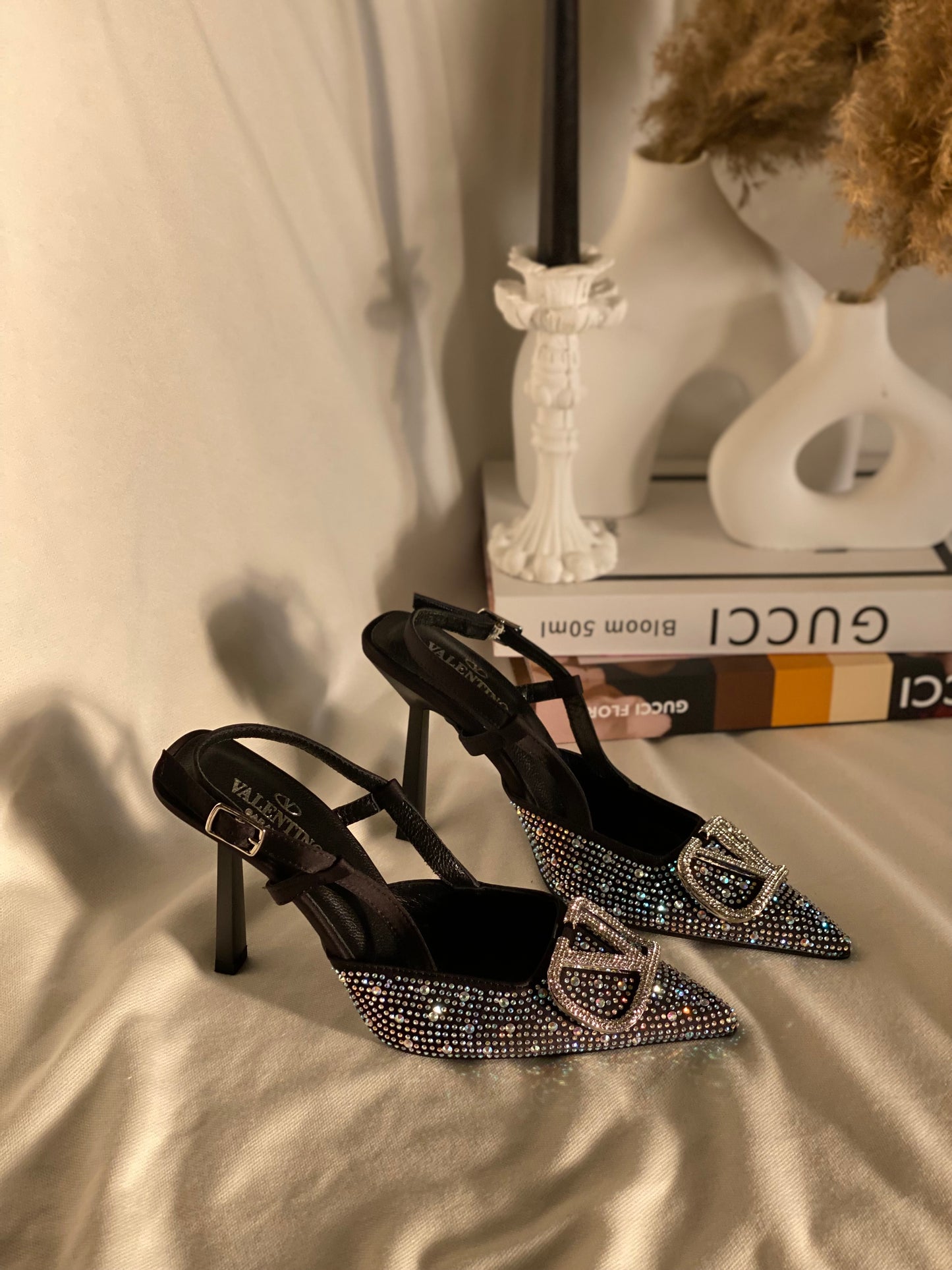 Valentino Heel