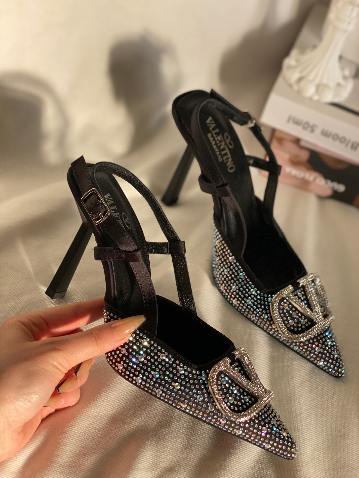Valentino Heel