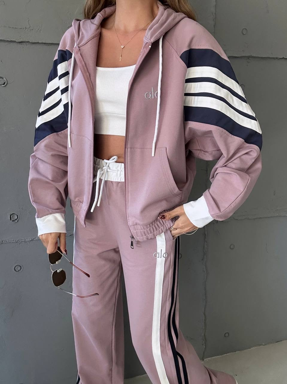Alo Set