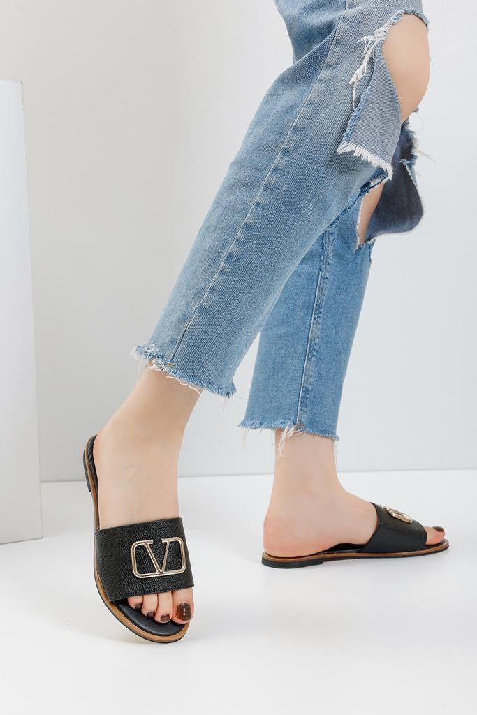 Valentino Slipper