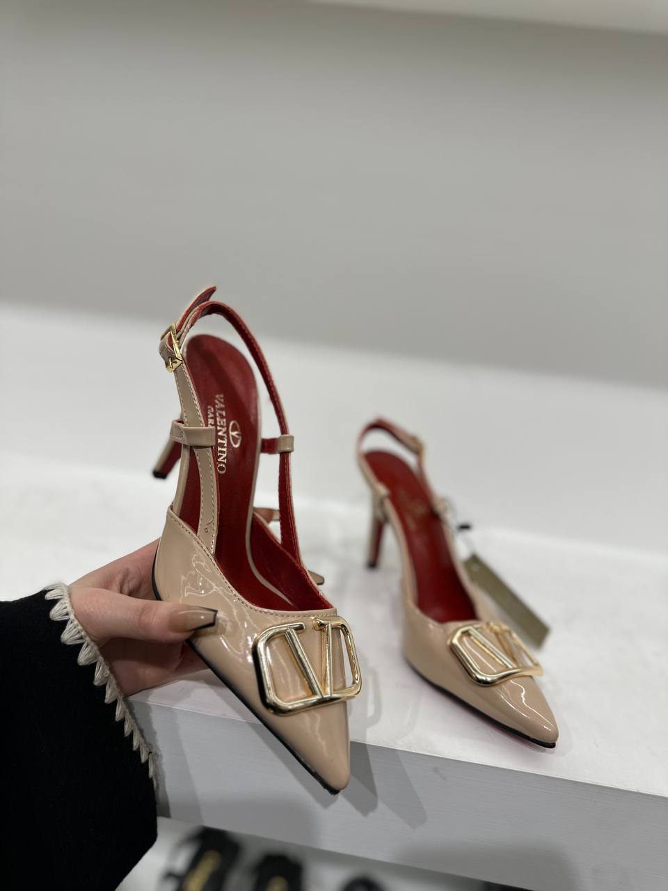 Valentino Heel