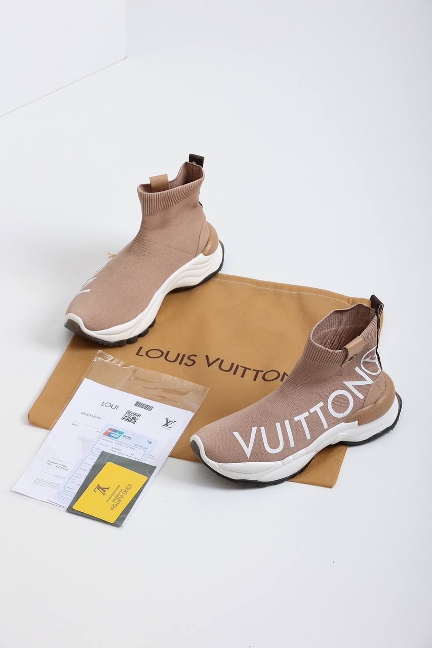 Louis Vuitton High neck Sneaker