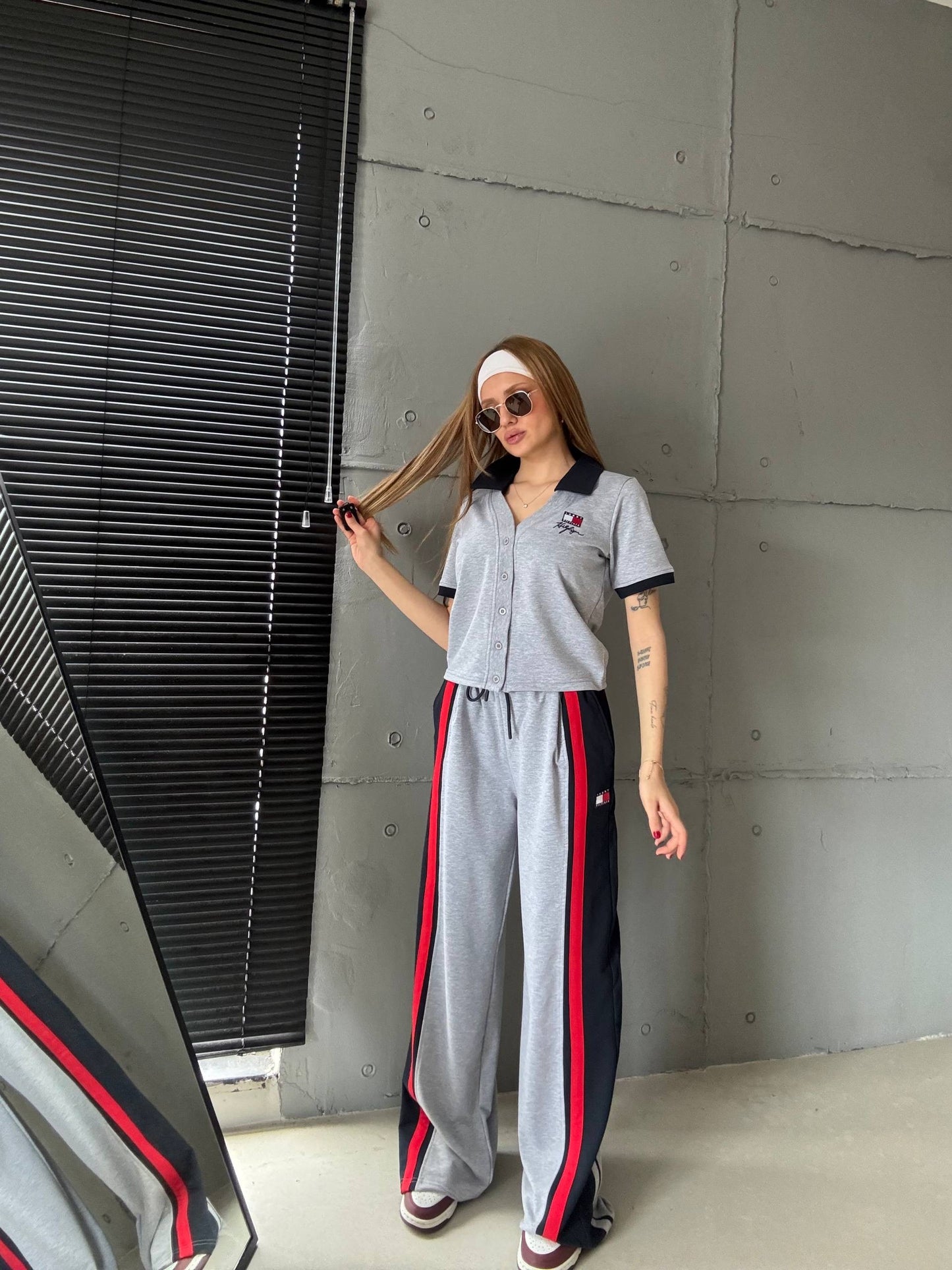 Tommy set