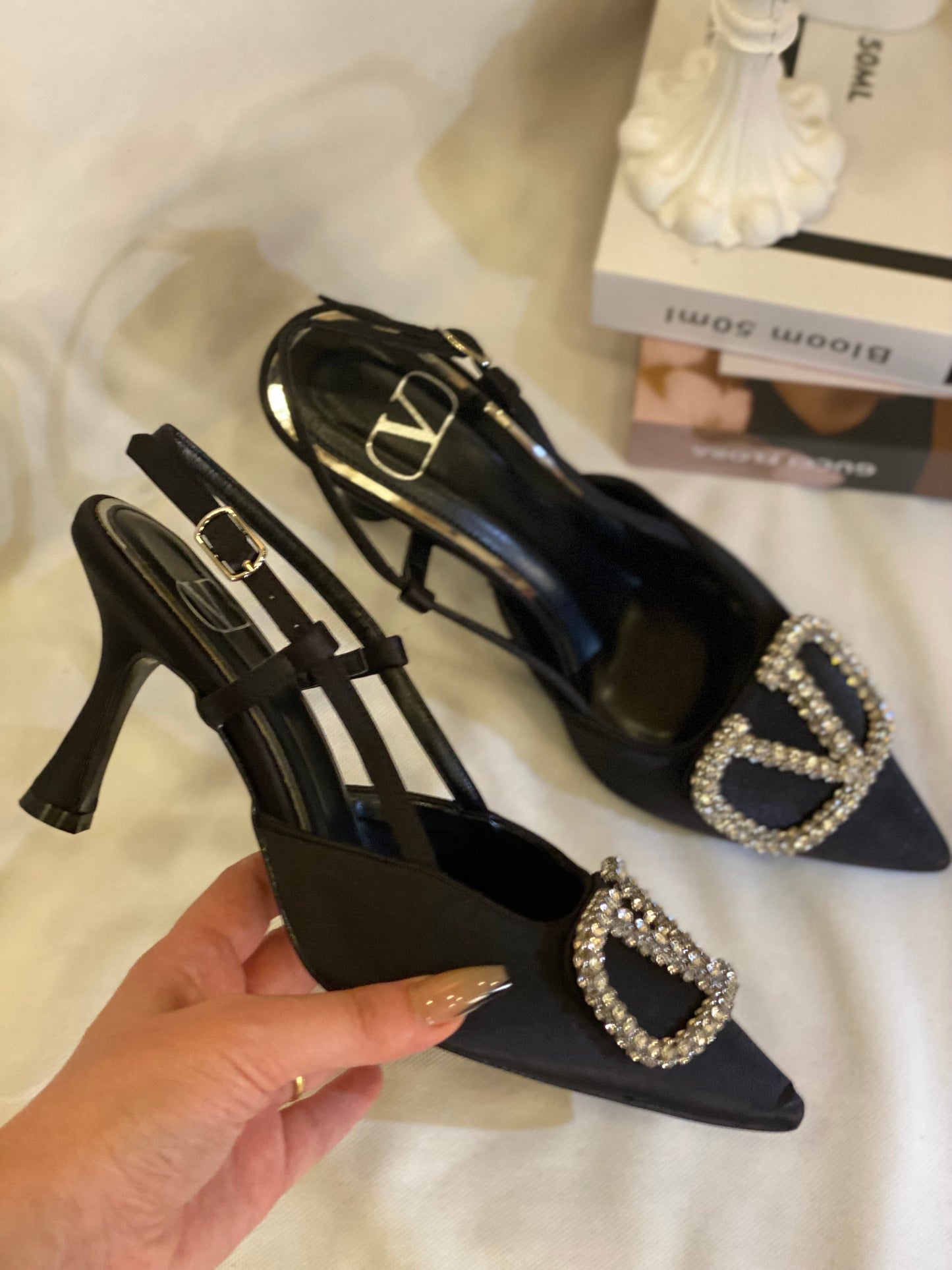 Valentino Heel