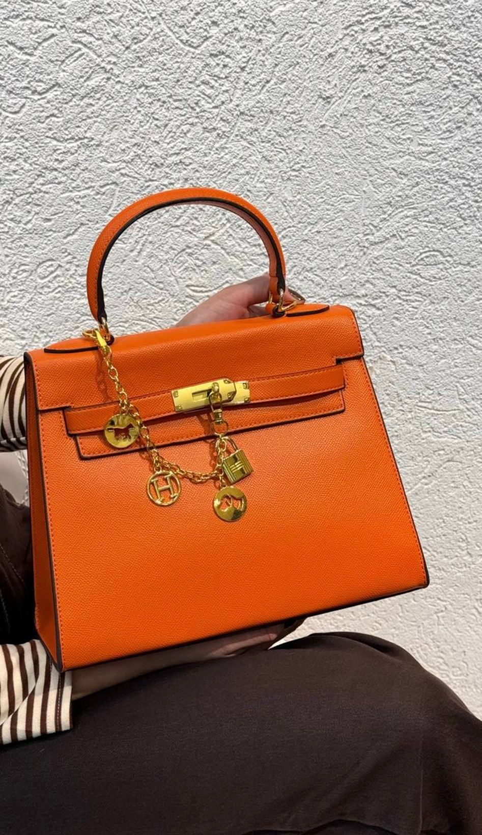 Hermes Mini Bag - The base is 28 cm